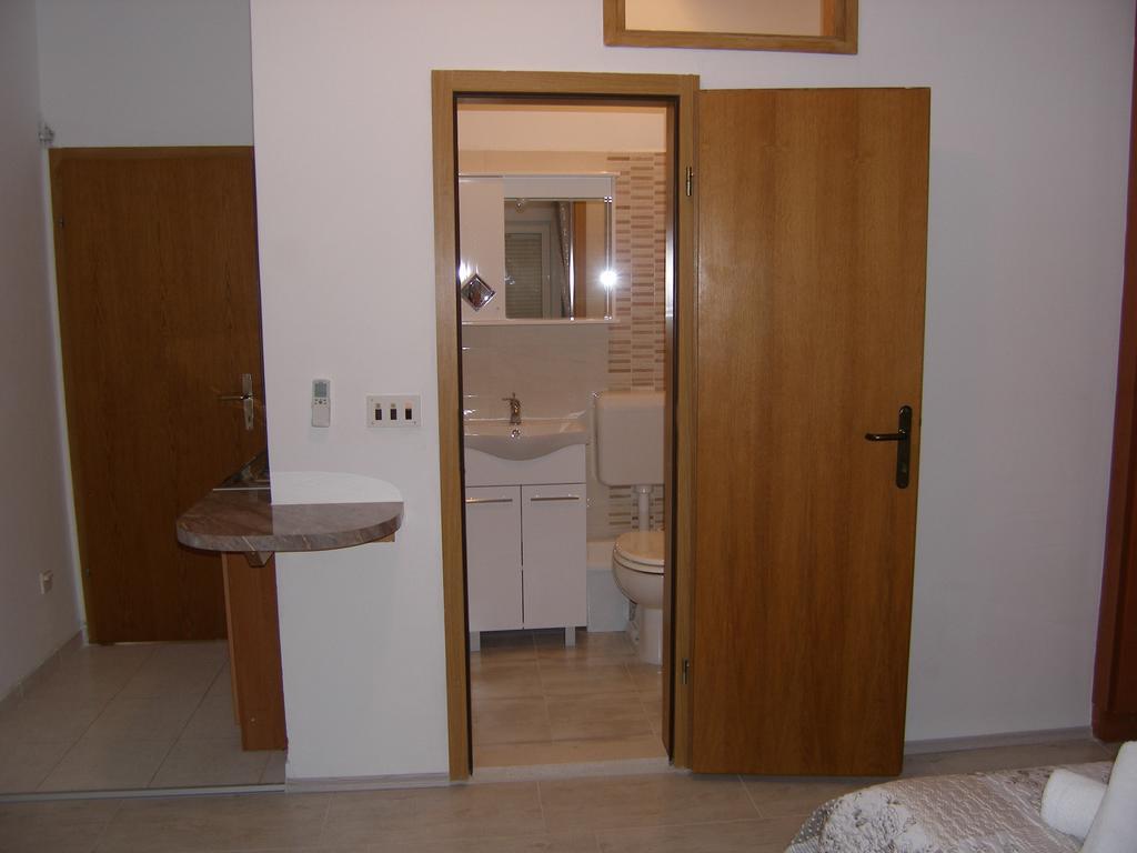 Apartment Davorka Božava Eksteriør billede