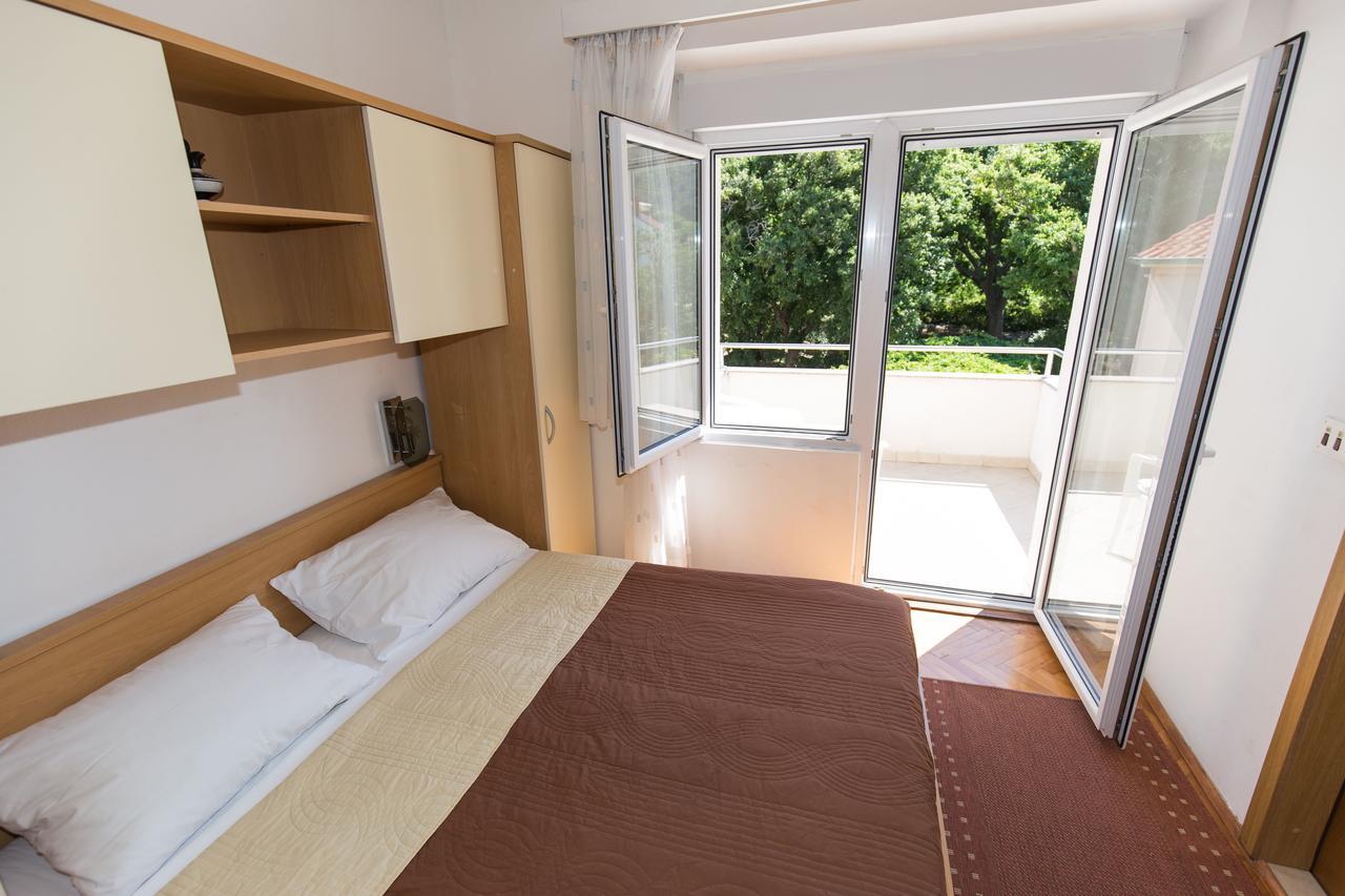 Apartment Davorka Božava Eksteriør billede