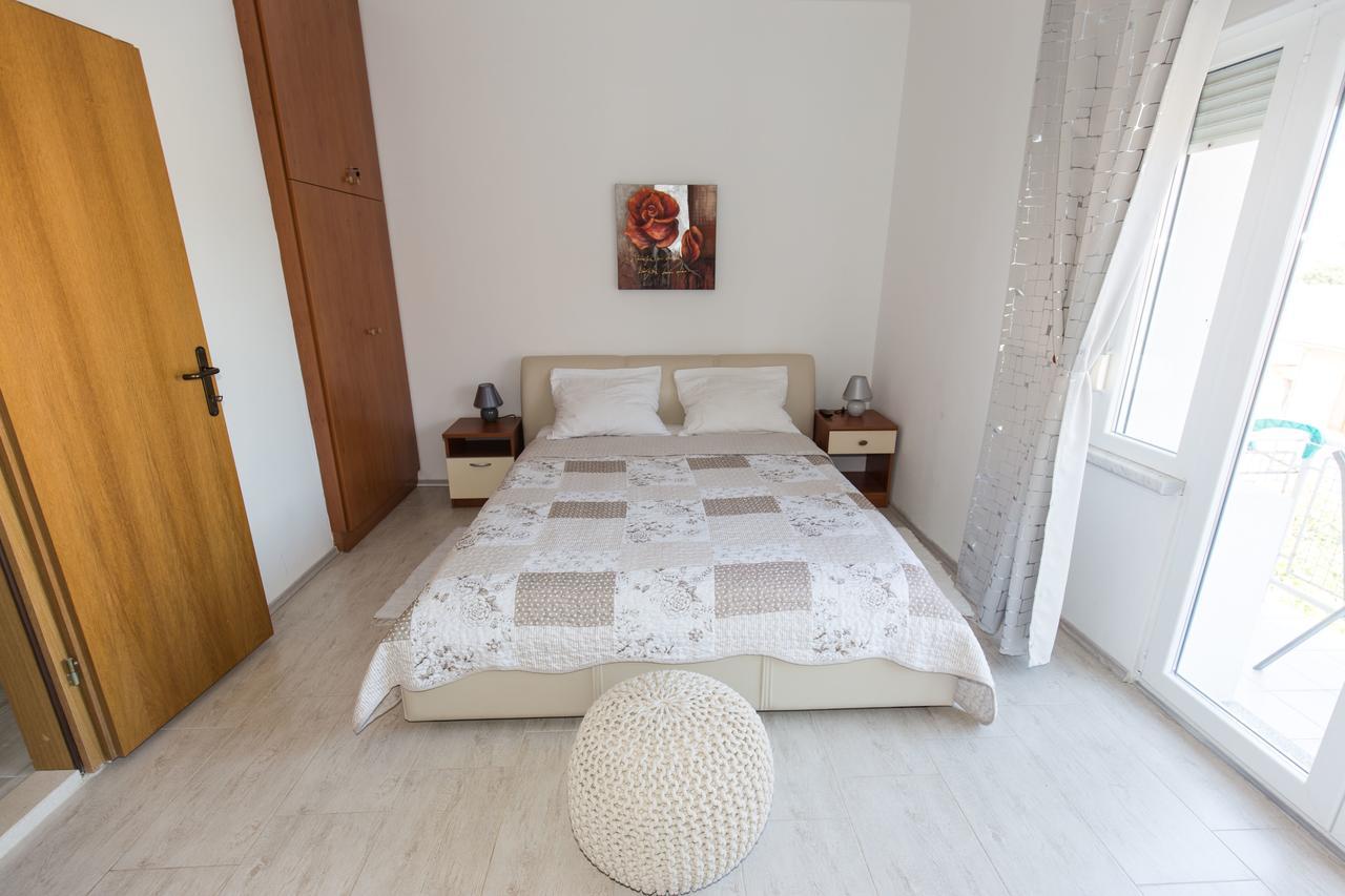 Apartment Davorka Božava Eksteriør billede